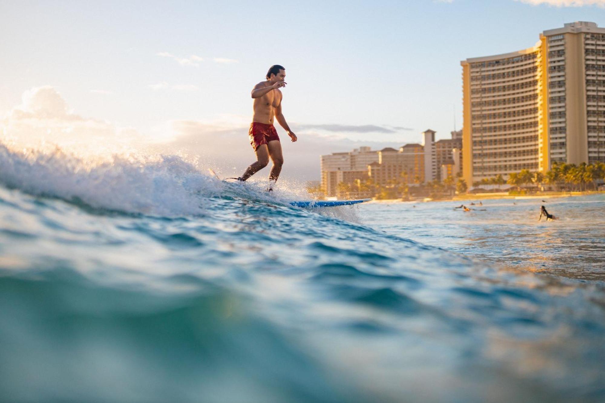 Waikiki Beach Marriott Resort & Spa Гонолулу Экстерьер фото