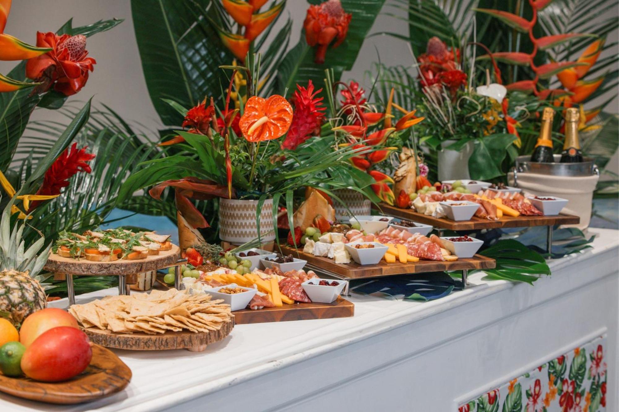 Waikiki Beach Marriott Resort & Spa Гонолулу Экстерьер фото